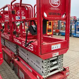 2017 MEC 1330SE Scissor Lift