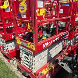 2019 MEC MICRO 19 Scissor Lift