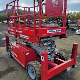 2018 MEC 3259ERT Scissor Lift