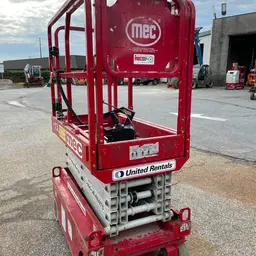 2018 MEC 1330SE Scissor Lift