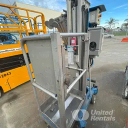 2018 Genie AWP-30SDC Pusharound Lift