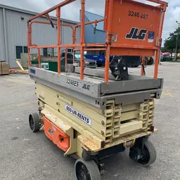 2015 JLG 3246ES Scissor Lift