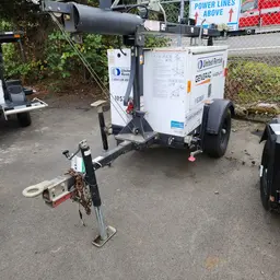 2016 Magnum Pro MLT3060 Portable Work Light