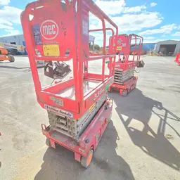 2018 MEC 1330SE Scissor Lift