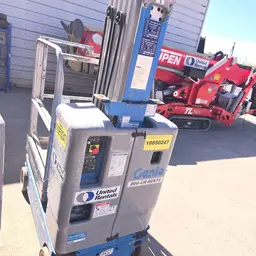 2018 Genie GR-20 Self-Propelled One-Person Lift