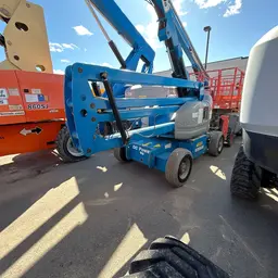 2016 Genie Z-45/25J DC Articulating Boom Lift