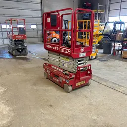 2018 MEC MICRO 19 Scissor Lift