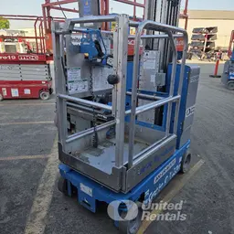 2019 Genie GR-20 Self-Propelled One-Person Lift