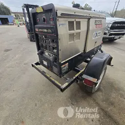 2021 Lincoln Electric VANTAGE 322 Welder