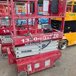 2017 MEC 1330SE Scissor Lift