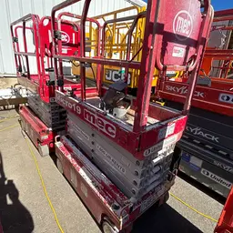 2018 MEC MICRO 19 Scissor Lift