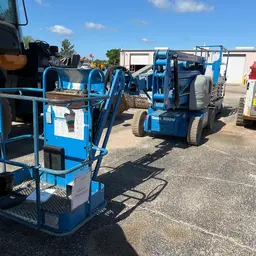2015 Genie Z-40/23N RJ Articulating Boom Lift