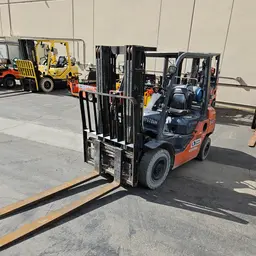 2018 Toyota 8FGU25 Warehouse Forklift