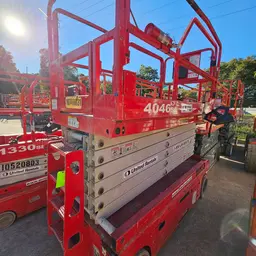 2018 MEC 4046SE Scissor Lift