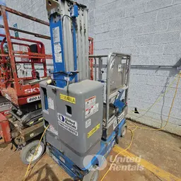 2017 Genie GR-20 Self-Propelled One-Person Lift
