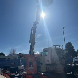 2016 JLG E300AJP Articulating Boom Lift