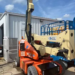2017 JLG E400AJPN Articulating Boom Lift