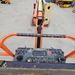 2016 JLG E450AJ Articulating Boom Lift