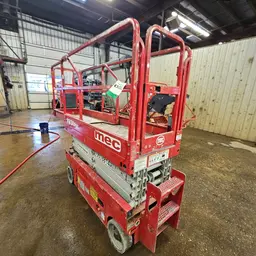 2017 MEC 1930SE Scissor Lift
