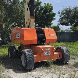 2018 JLG 800S Boom Lift