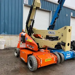 2017 JLG E400AJPN Articulating Boom Lift