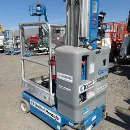 2017 Genie GR-20 Self-Propelled One-Person Lift
