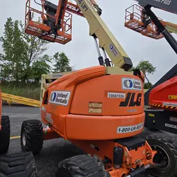2017 JLG 450AJ Articulating Boom Lift