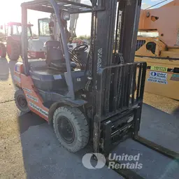 2019 Toyota 8FDU25 Warehouse Forklift