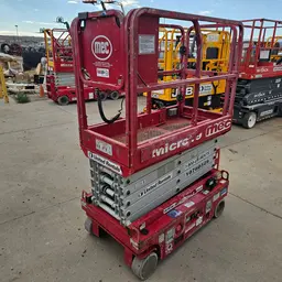 2018 MEC MICRO 19 Scissor Lift