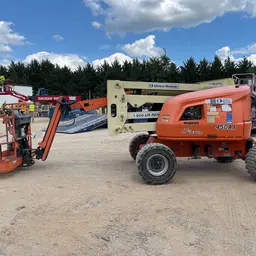 2017 JLG 450AJ Articulating Boom Lift