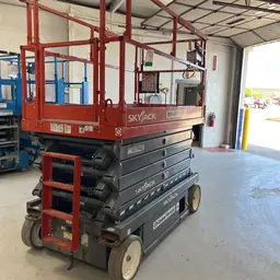 2018 Skyjack SJIII4740 Scissor Lift