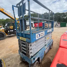 2014 Genie GS-3232 Scissor Lift