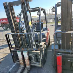2018 Toyota 8FDU30 Warehouse Forklift
