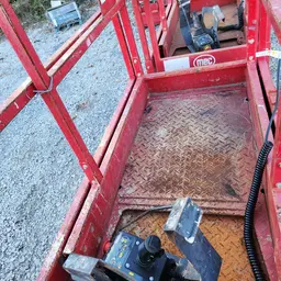2018 MEC 1330SE Scissor Lift