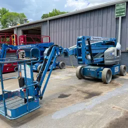 2015 Genie Z-40/23N RJ Articulating Boom Lift