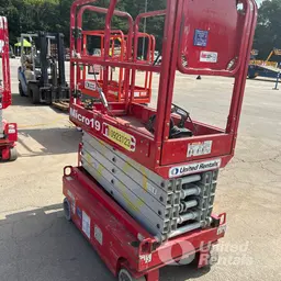 2019 MEC MICRO 19 Scissor Lift