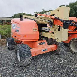 2015 JLG 450AJ Articulating Boom Lift
