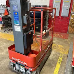 2017 Skyjack SJ12 Self-Propelled One-Person Lift