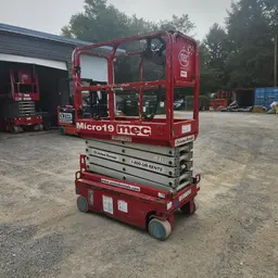 2018 MEC MICRO 19 Scissor Lift