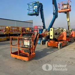2013 JLG E400AJPN Articulating Boom Lift