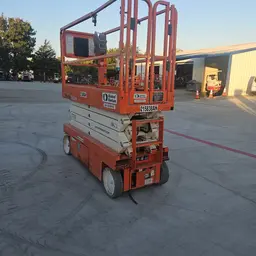 2018 Snorkel S3226E Scissor Lift