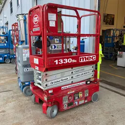 2017 MEC 1330SE Scissor Lift