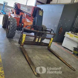 2017 SKYTRAK 6042 Forklift