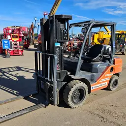 2019 Toyota 8FGU30 Warehouse Forklift