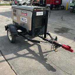 2020 Lincoln Electric VANTAGE 322 Welder