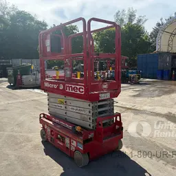 2018 MEC MICRO 19 Scissor Lift