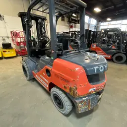 2019 Toyota 8FGU30 Warehouse Forklift
