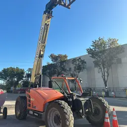 2018 JLG 742 Forklift