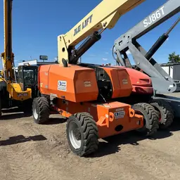 2018 JLG 800S Boom Lift