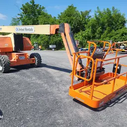 2015 JLG 800AJ Articulating Boom Lift